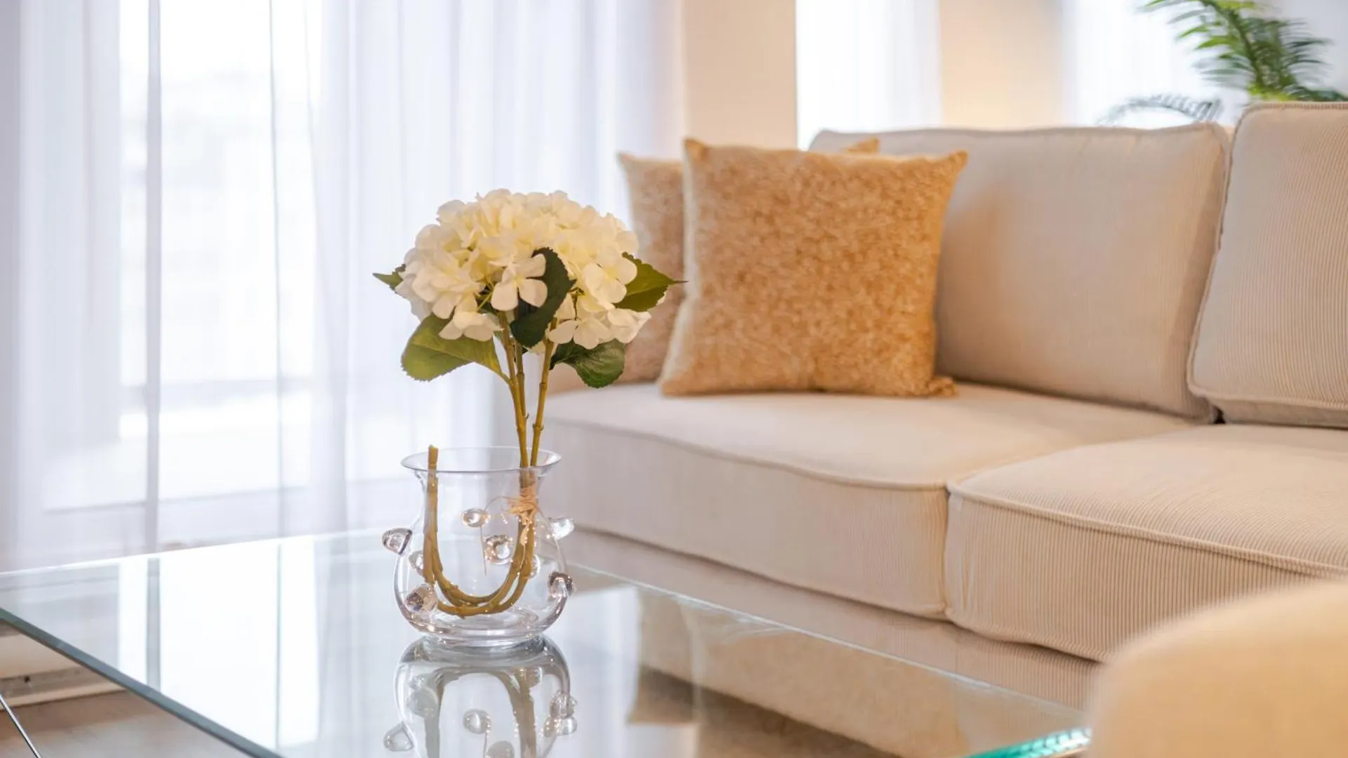 Echoes Of Chic 2Br Hideaway In Old Port Montreal